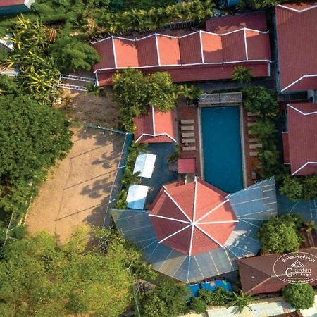 Garden Village Guesthouse & Pool Bar Siem Reap Bagian luar foto