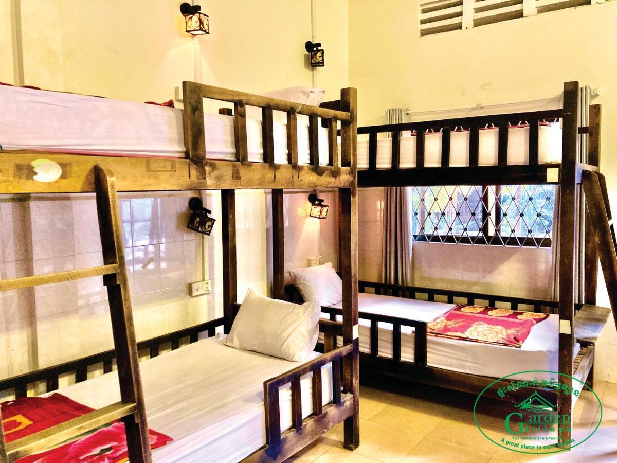 Garden Village Guesthouse & Pool Bar Siem Reap Bagian luar foto
