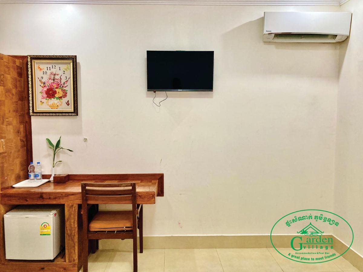 Garden Village Guesthouse & Pool Bar Siem Reap Bagian luar foto