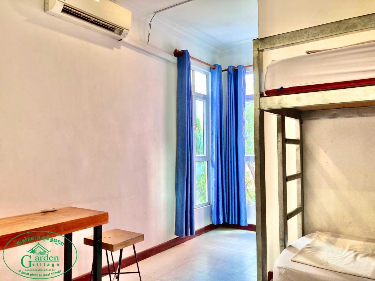 Garden Village Guesthouse & Pool Bar Siem Reap Bagian luar foto