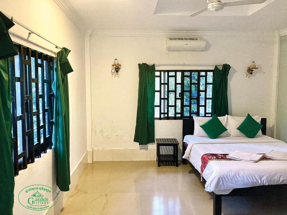 Garden Village Guesthouse & Pool Bar Siem Reap Bagian luar foto