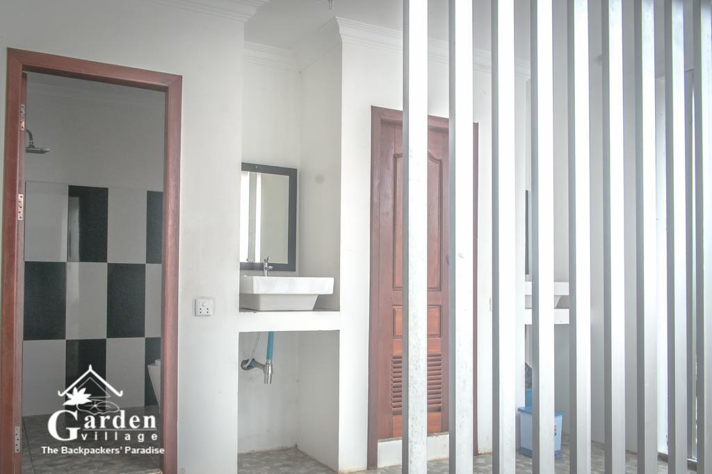 Garden Village Guesthouse & Pool Bar Siem Reap Bagian luar foto