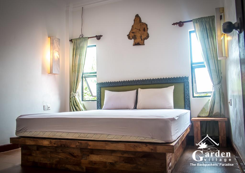 Garden Village Guesthouse & Pool Bar Siem Reap Bagian luar foto