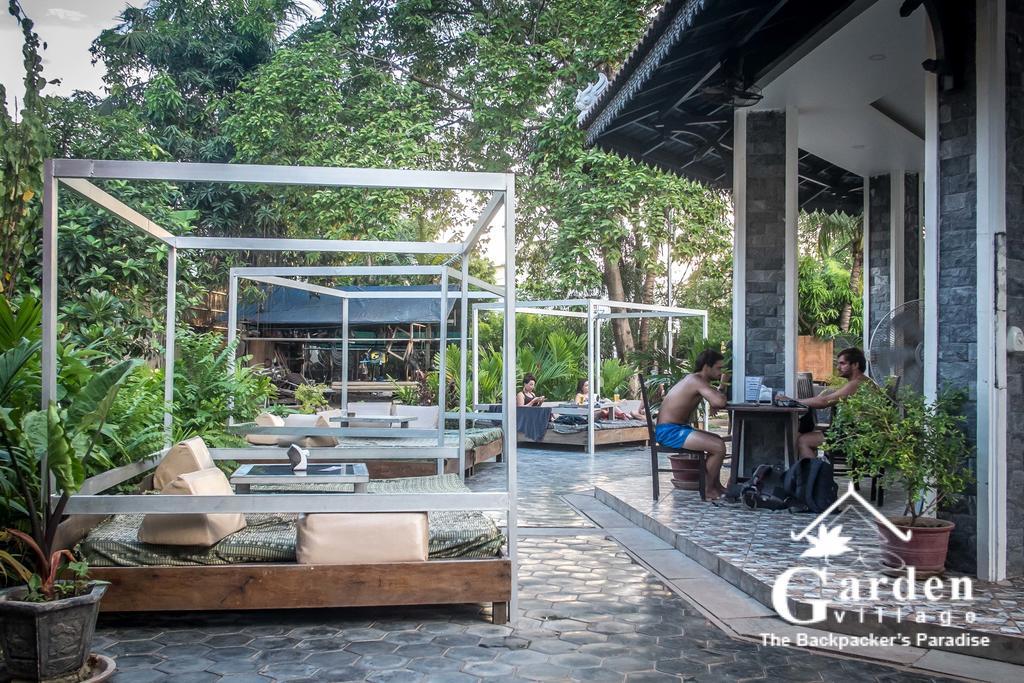 Garden Village Guesthouse & Pool Bar Siem Reap Bagian luar foto