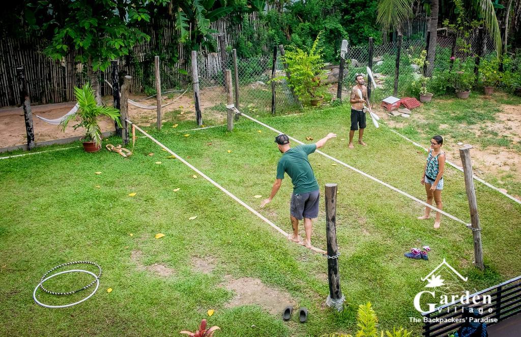Garden Village Guesthouse & Pool Bar Siem Reap Bagian luar foto